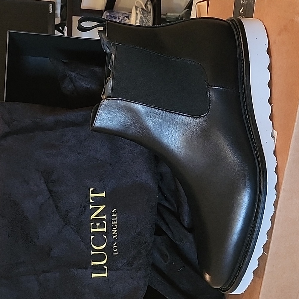 Mens shoe